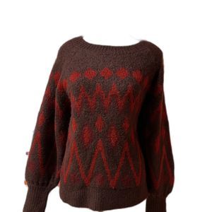 A New Day puff sleeve sweater in EUC. Size XL.